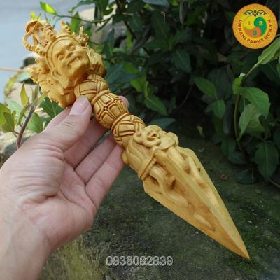 Chùy Phổ Ba Kim Cang bằng gỗ